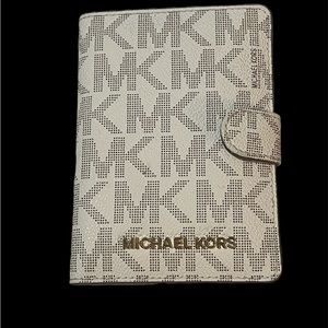 Michael Kors passport case